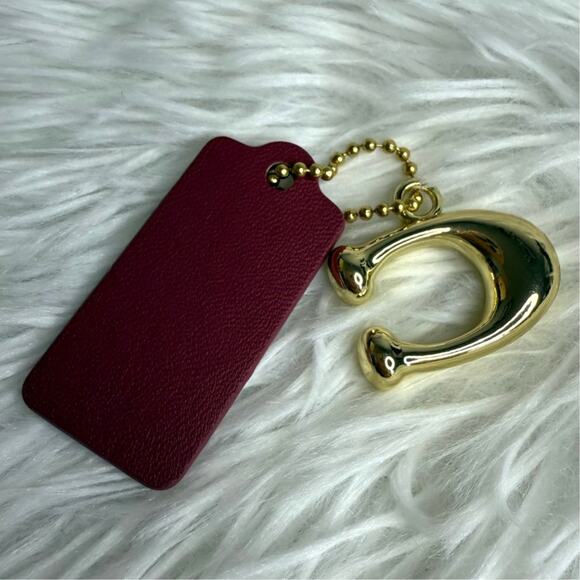 1.5" COACH "C" Hang Tag Hangtag Key Fob Bag Charm - Picture 2 of 2